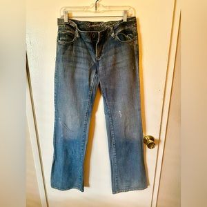 American Eagle women’s jeans, size 6.